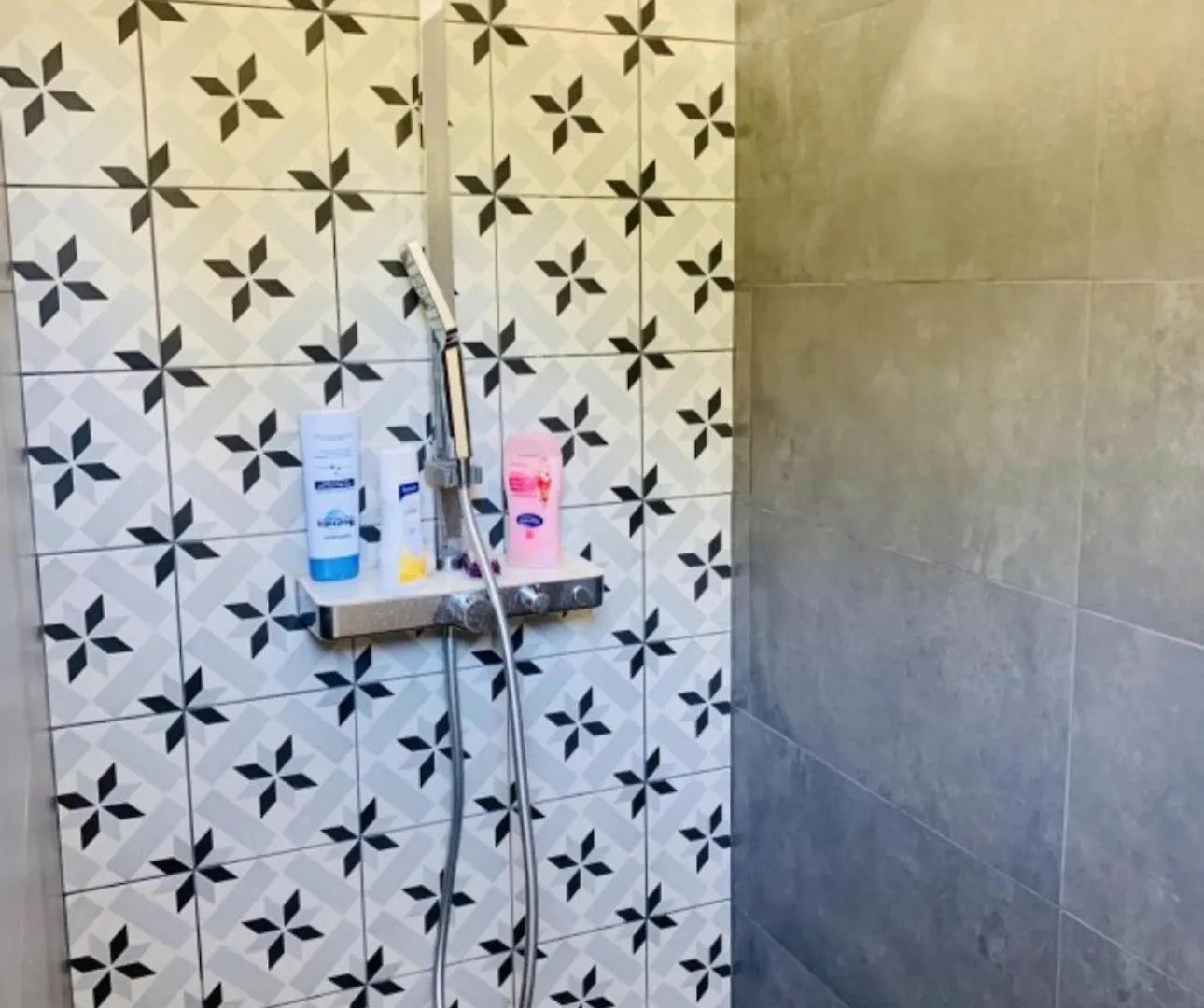 מרסיי Maison Au Calme Au Coeur Du Village De Mazargues - 7 Personnes - Piscine