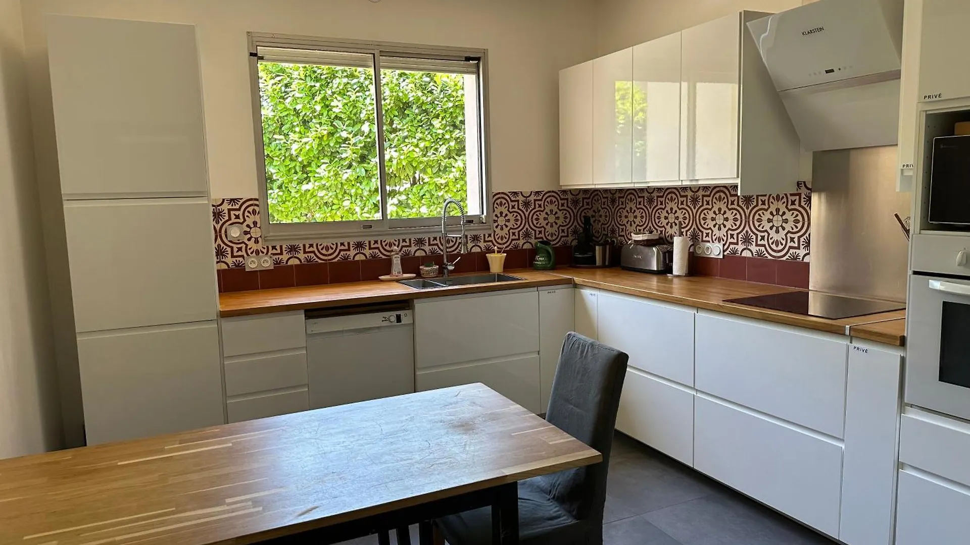Maison Au Calme Au Coeur Du Village De Mazargues - 7 Personnes - Piscine Marseille Villa